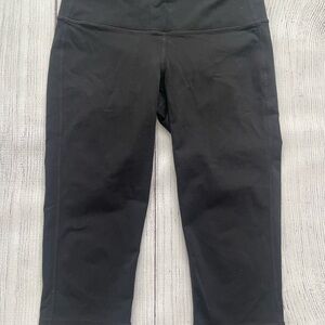 Athleta Black Compression Capris Size Small